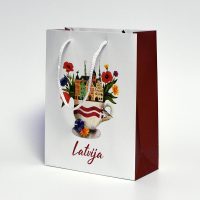 Latvija. Dāvanu maisiņš