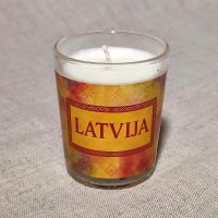 aromātiska svece stikla trauciņā