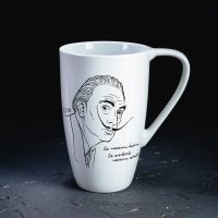 Dalī “Es neesmu dīvains. Es vienkārši neesmu normāls.” Krūze 400 ml