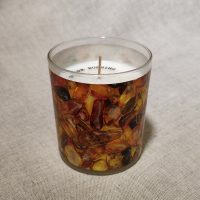 Zelta dzintars. Aromātiskā svece stikla traukā