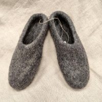 Filca čības, tumši pelēkas