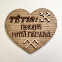 Tētis. Koka magnēts