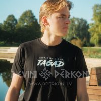 Krekls ar oriģinālu apdruku. Īstais brīdis ir tagad. Gunchi dizains
