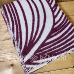 3903900773 Vilnas sega 140x205 bordo ar baltu