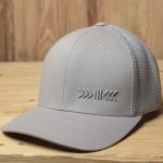 1093387317 Laimas skujiņa mini. Flexfit cepure ar sietiņu un slēgtu pakausi