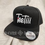 Teetiii. Cepure ar taisnu nagu