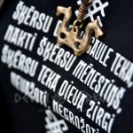 410378108 Nevažoti. Unisex V-krekli
